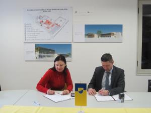 Pogodba za projektno dokumentacijo za večnamensko športno dvorano podpisana