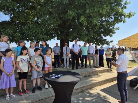 Temeljni kamen VŠD (foto: arhiv OV)