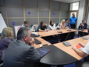 Občina Vodice v brezplačni enoletni najem prejela LED prikazovalnik hitrosti "Vi vozite"