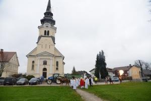 Sveti Miklavž obiskal otroke v Vodicah