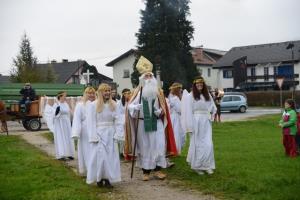 Sveti Miklavž obiskal otroke v Vodicah