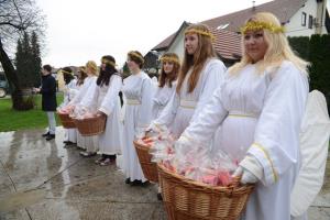 Sveti Miklavž obiskal otroke v Vodicah