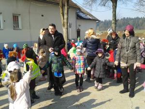 Čudovite pustne šeme so odganjale zimo