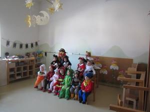 Čudovite pustne šeme so odganjale zimo