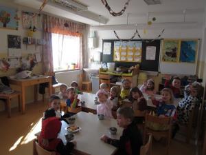 Čudovite pustne šeme so odganjale zimo