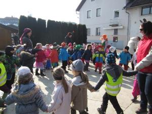 Čudovite pustne šeme so odganjale zimo