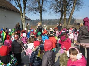 Čudovite pustne šeme so odganjale zimo