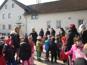 Čudovite pustne šeme so odganjale zimo