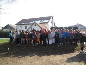 Čudovite pustne šeme so odganjale zimo