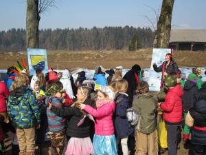 Čudovite pustne šeme so odganjale zimo