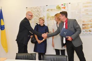 PODPISANA POGODBA O IZDELAVI PROJEKTNE DOKUMENTACIJE ZA PROJEKT OBČINSKO SREDIŠČE VODICE